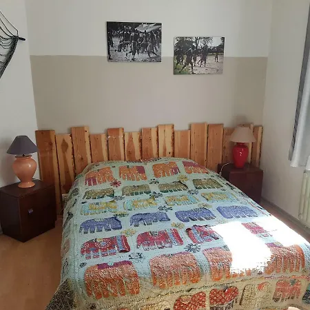 Panama Selva Backpacker بيت ضيافة *